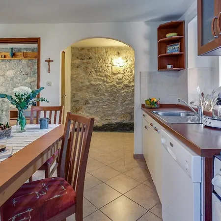 Holiday home Nada - Peaceful