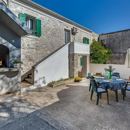 Nada - Peaceful Holiday home *